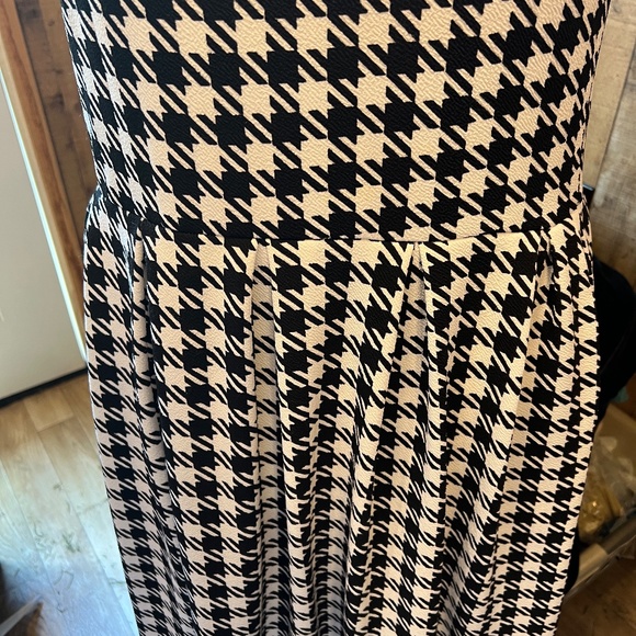 LADIES WOMEN PLUS SIZE 2X LULA ROE HOUNDSTOOTH BLACK AND WHITE DRESS - Picture 4 of 5